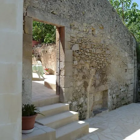 Antico Casale Pizzo